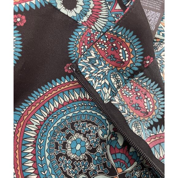 Marciano Side Zipper Paisley Print Pants - Picture 6 of 8